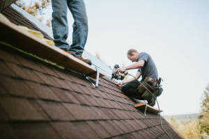 Local Roofers in Roaming Rock Shores, OH